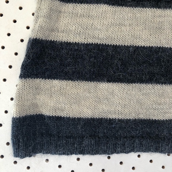 Girls size 12 COUNTRY ROAD knitted stripe dress - Picture 4 of 8